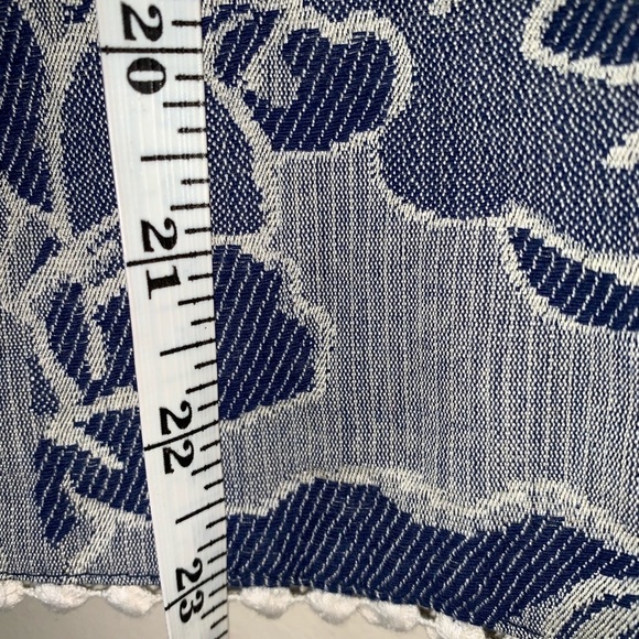 Xhileration denim embossed top sz large new with tags - Picture 5 of 7